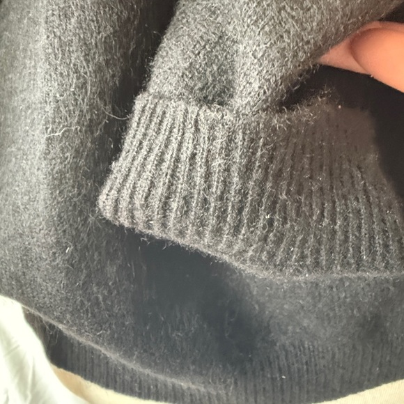 Clan Douglas Men’s Cashmere Crewneck Sweater, Black, M - Picture 4 of 5